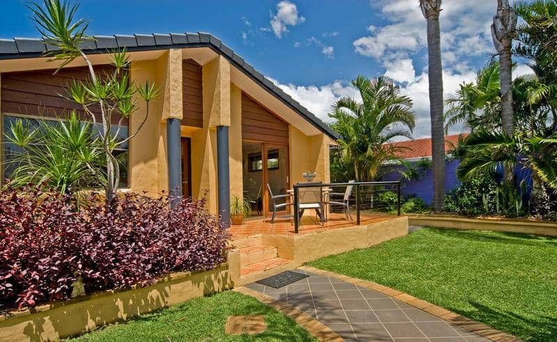5 Eacham Avenue, COOMBABAH QLD 4216, Coombabah - Thumbnail 6