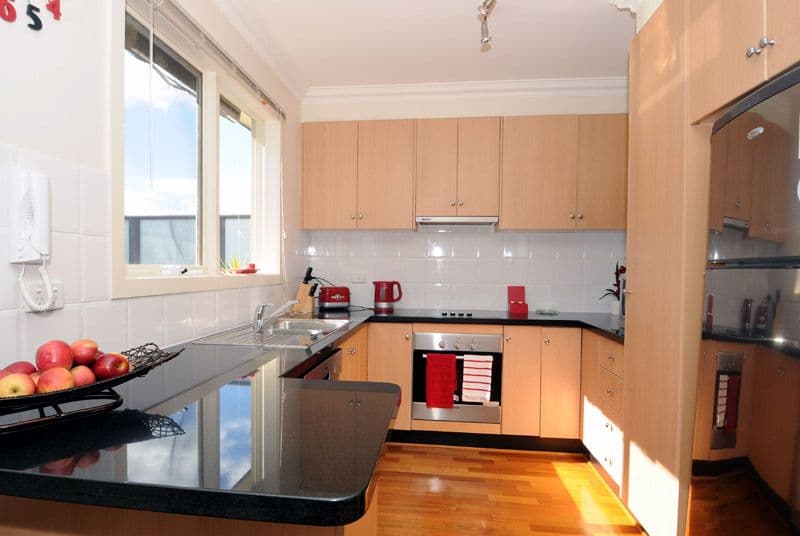 15 Holloway Street, Ormond VIC 3204, Ormond - Thumbnail 3