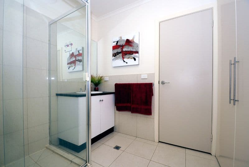 15 Holloway Street, Ormond VIC 3204, Ormond - Thumbnail 5