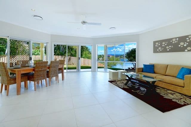 108 Santa Cruz Boulevard, CLEAR ISLAND WATERS QLD 4226, Clear Island Waters - Thumbnail 8