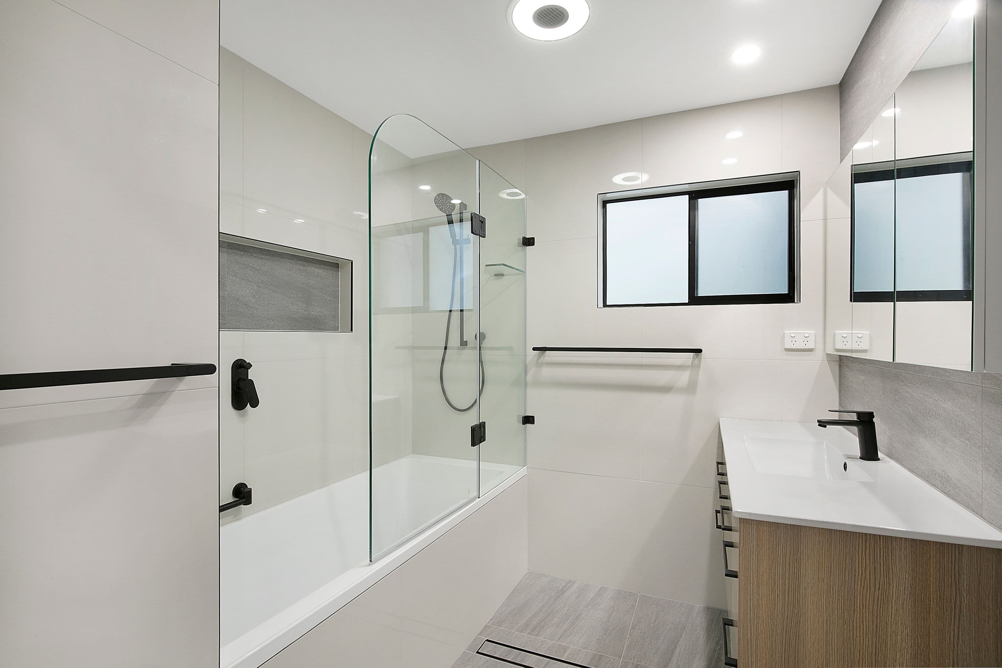 23 Currawong Drive, Birkdale QLD 4159, Birkdale - Thumbnail 2