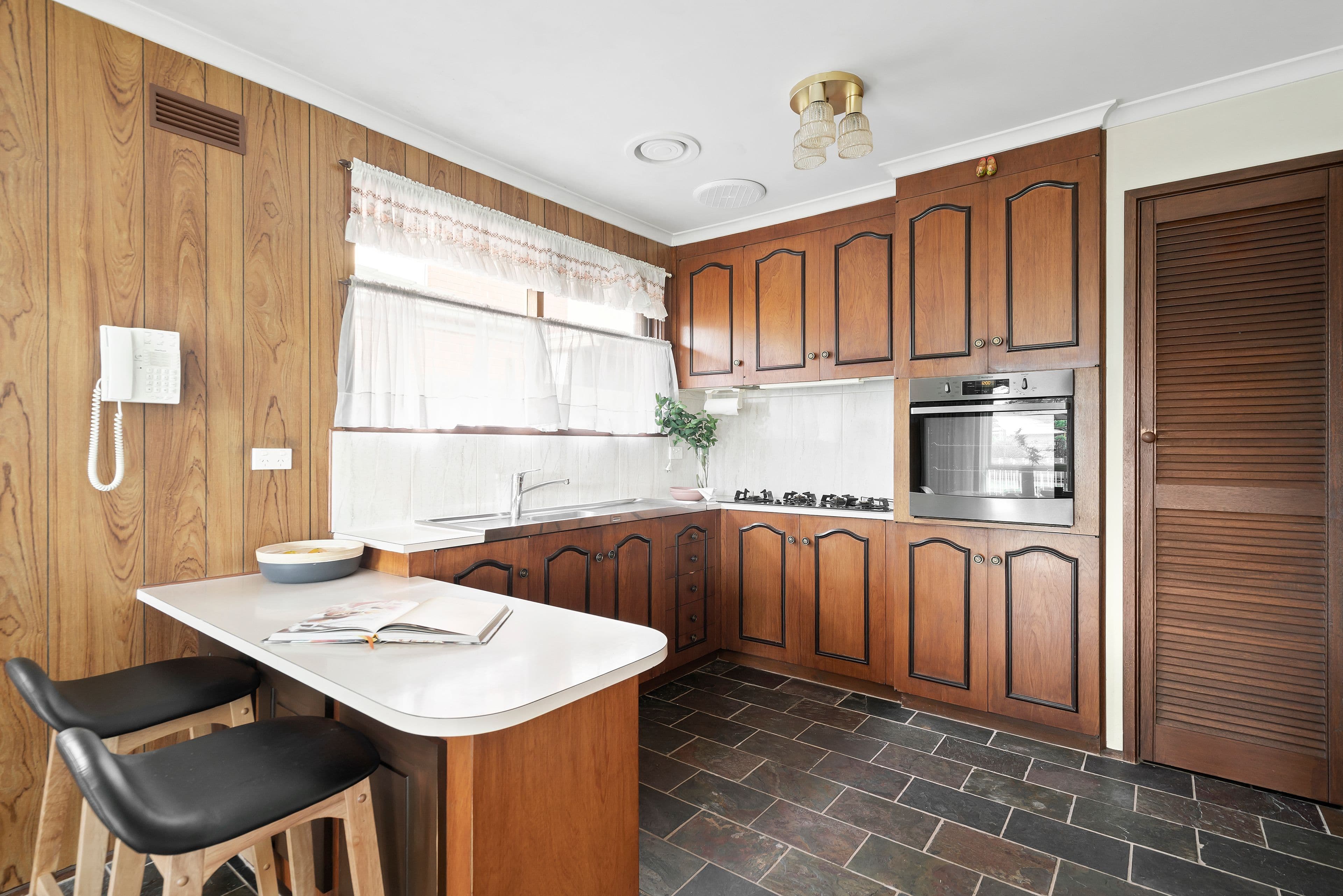 35 Orville Street, Altona Meadows VIC 3028, Altona Meadows - Thumbnail 6