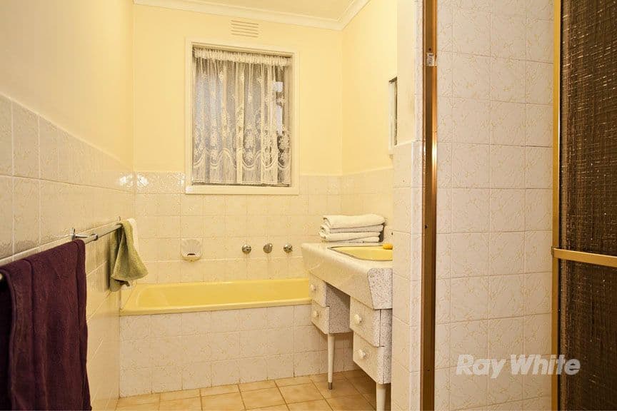 41 Lockwoods Road, BORONIA VIC 3155, Boronia - Thumbnail 5