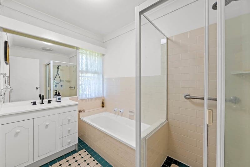 125 Hansford Road, Coombabah - Thumbnail 5