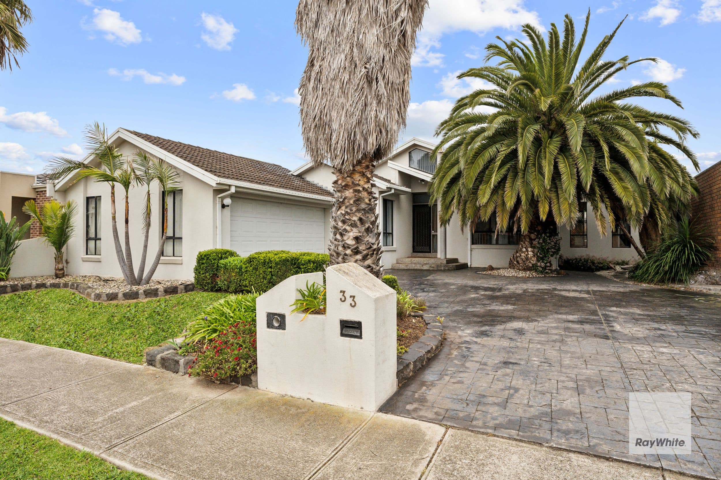 33 Delbridge Drive, Sydenham VIC 3037, Sydenham - Image 1