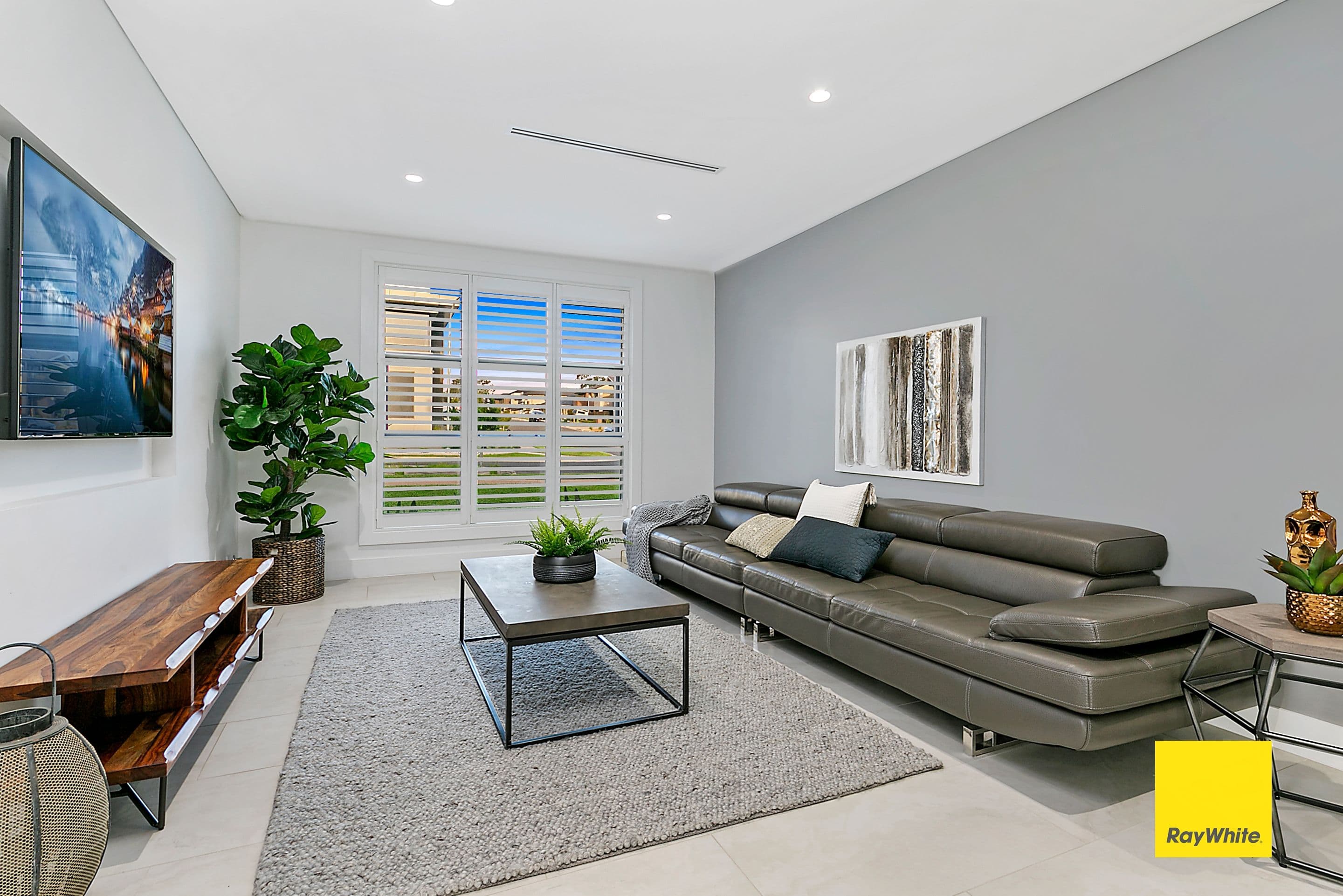 69 Springbrook Boulevard, North Kellyville - Thumbnail 4