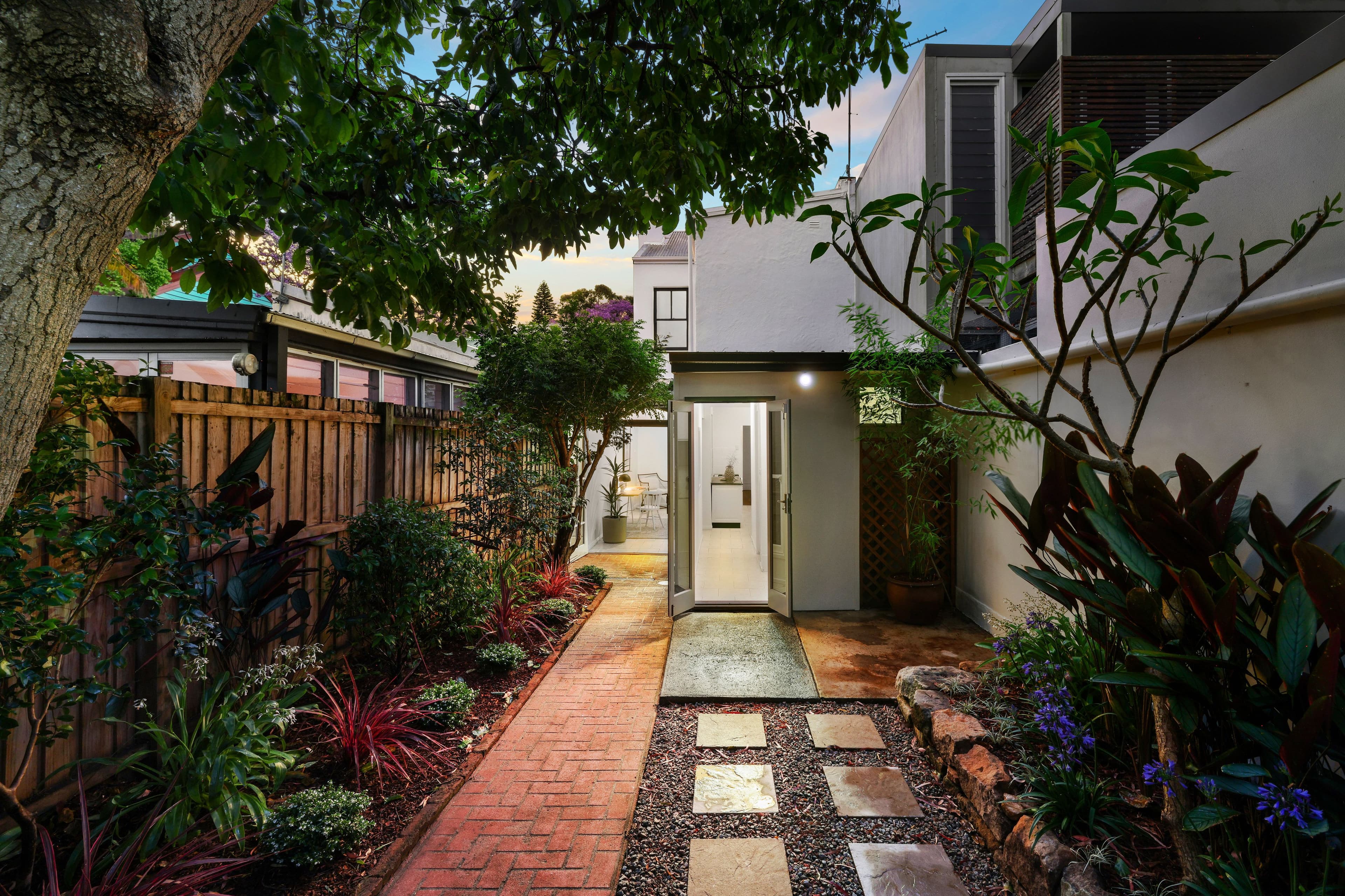 Joseph Drive, Orange, Newtown - Thumbnail 5
