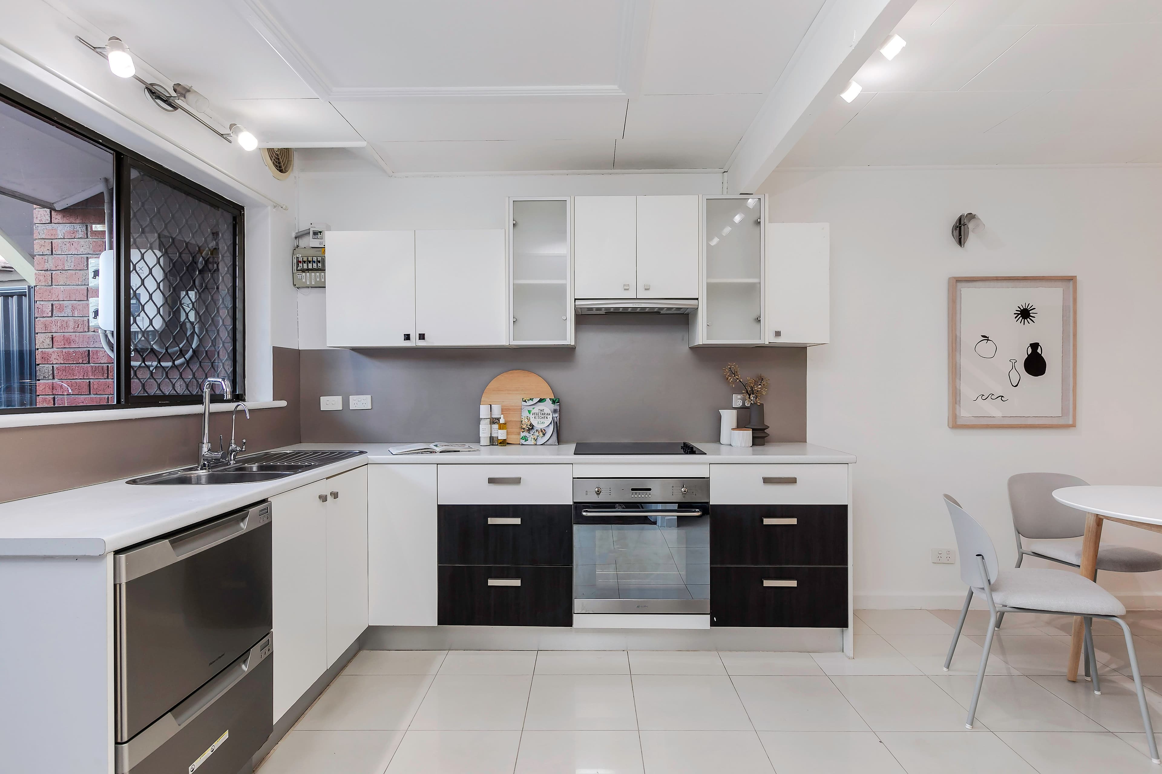 19 Sportsmans Drive, West Lakes SA 5021, West Lakes - Thumbnail 3
