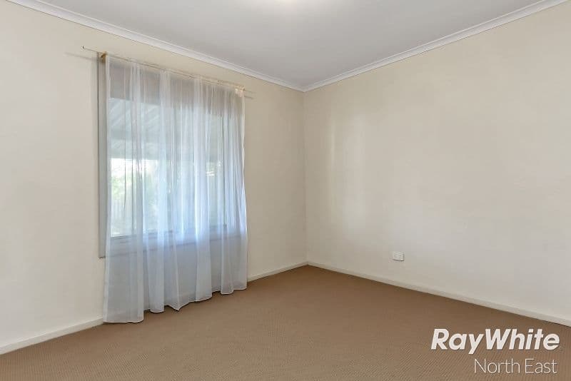 9 Monarch Avenue, Parafield Gardens SA 5107, Parafield Gardens - Thumbnail 8