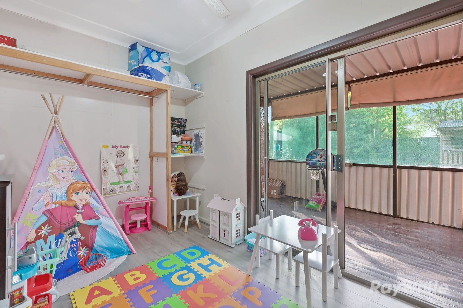 10 Radley Road, Seven Hills - Thumbnail 7