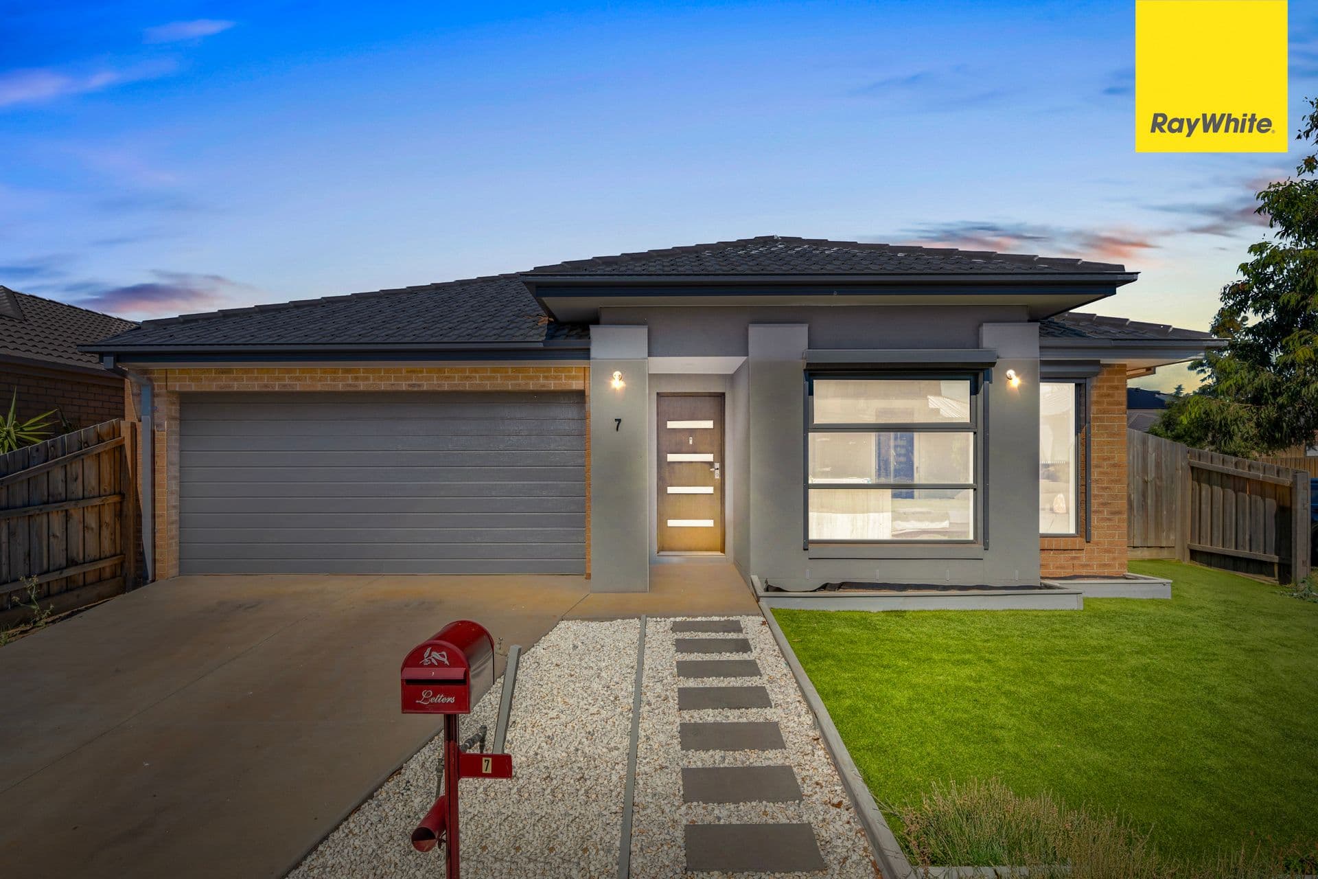 7 Clauscen Avenue, WEIR VIEWS VIC 3338, Weir Views - Image 1