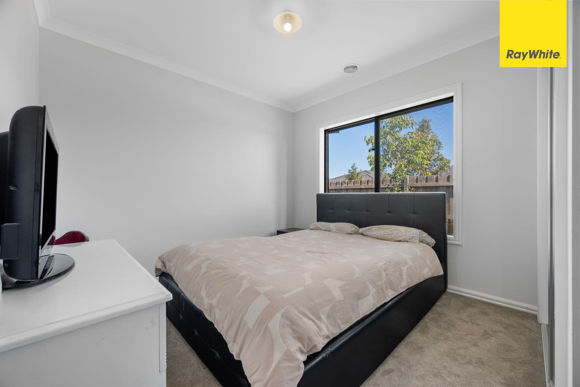 7 Clauscen Avenue, WEIR VIEWS VIC 3338, Weir Views - Thumbnail 6