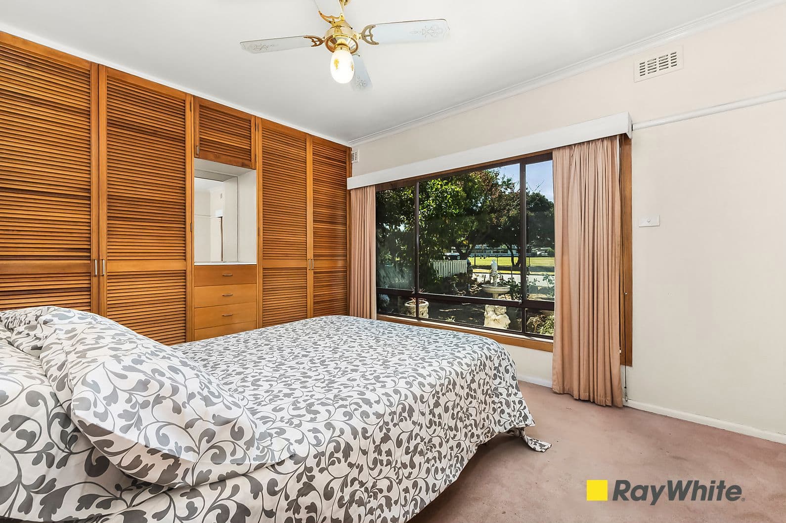 37 Riley Street, Oakleigh South VIC 3167, Oakleigh South - Thumbnail 4