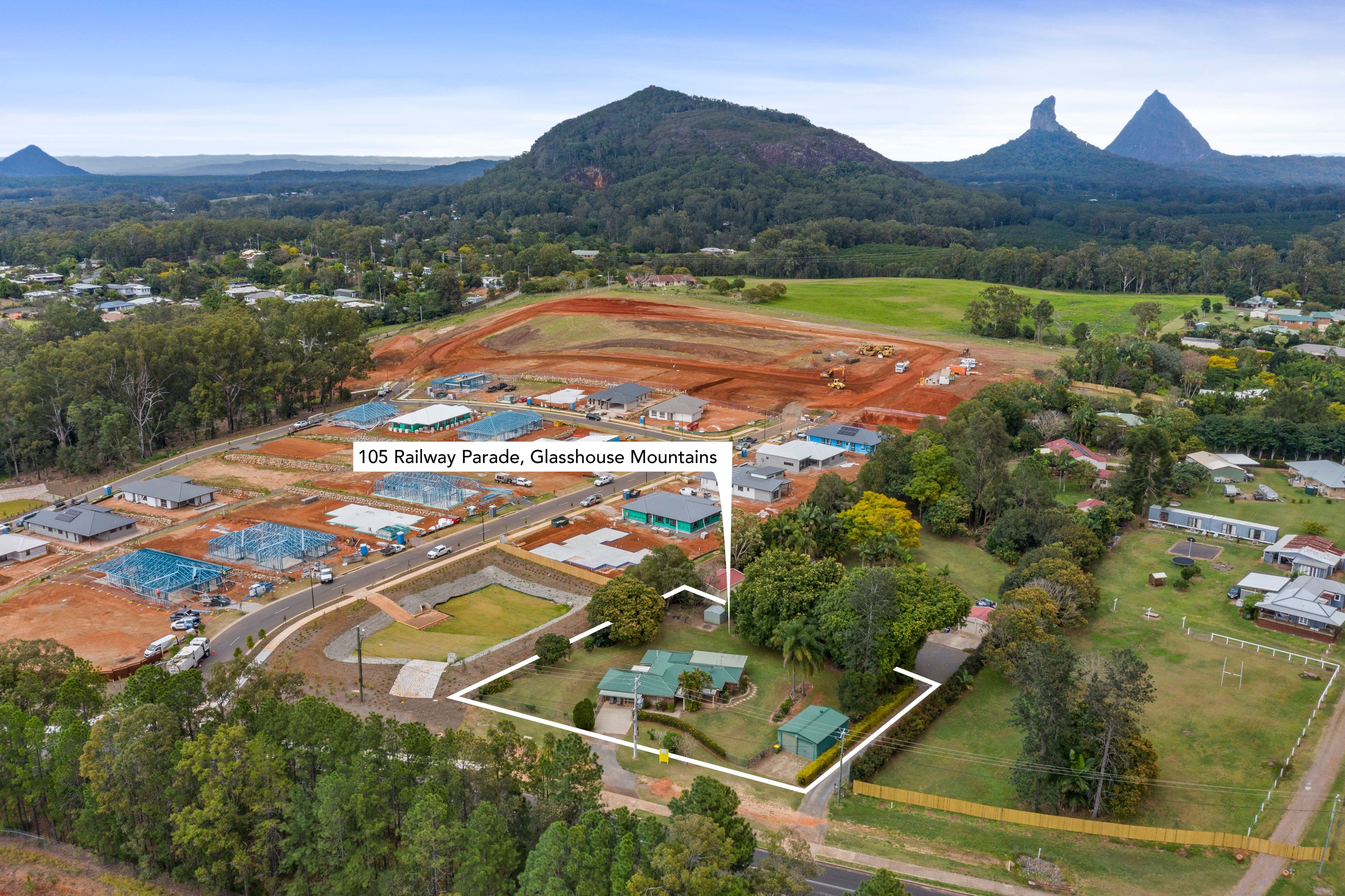105 Railway Parade, Glass House Mountains QLD 4518, Glass House Mountains - Image 1