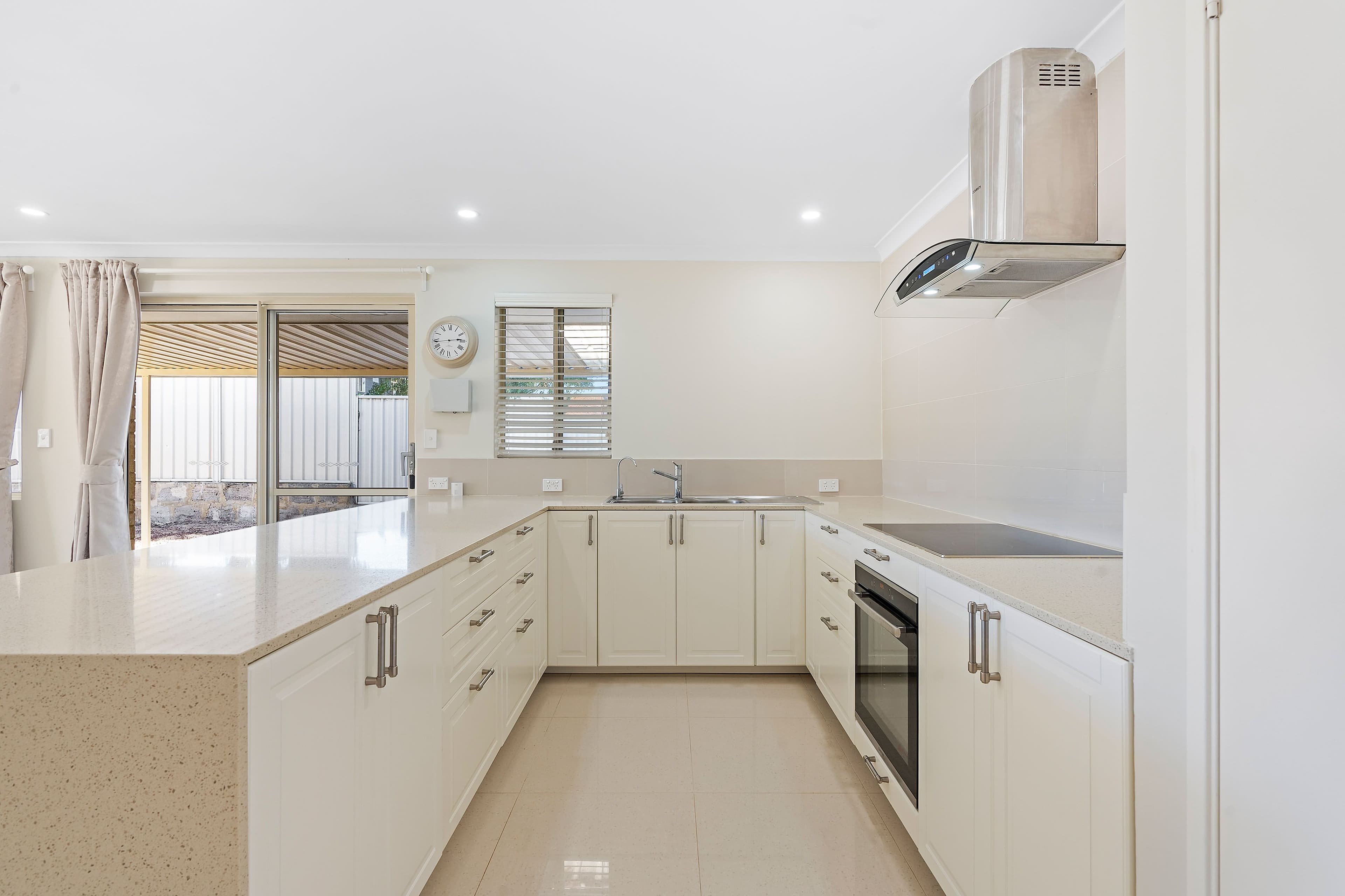 9 Yanrey Street, Golden Bay WA 6174, Golden Bay - Thumbnail 5