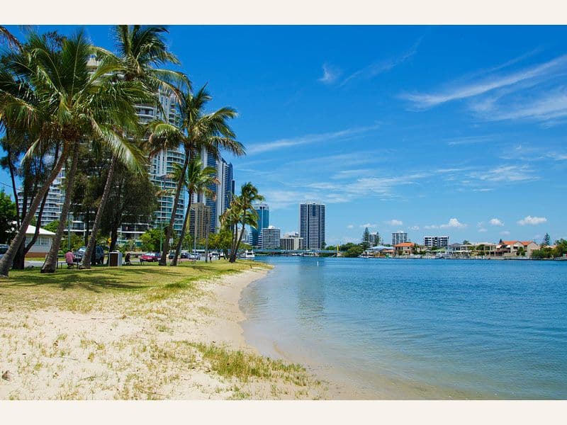 12a Oak Avenue, Surfers Paradise QLD 4217, Surfers Paradise - Thumbnail 3