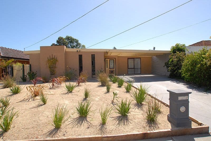 13  Tiffany Avenue, CHELTENHAM VIC 3192, Cheltenham - Thumbnail 2