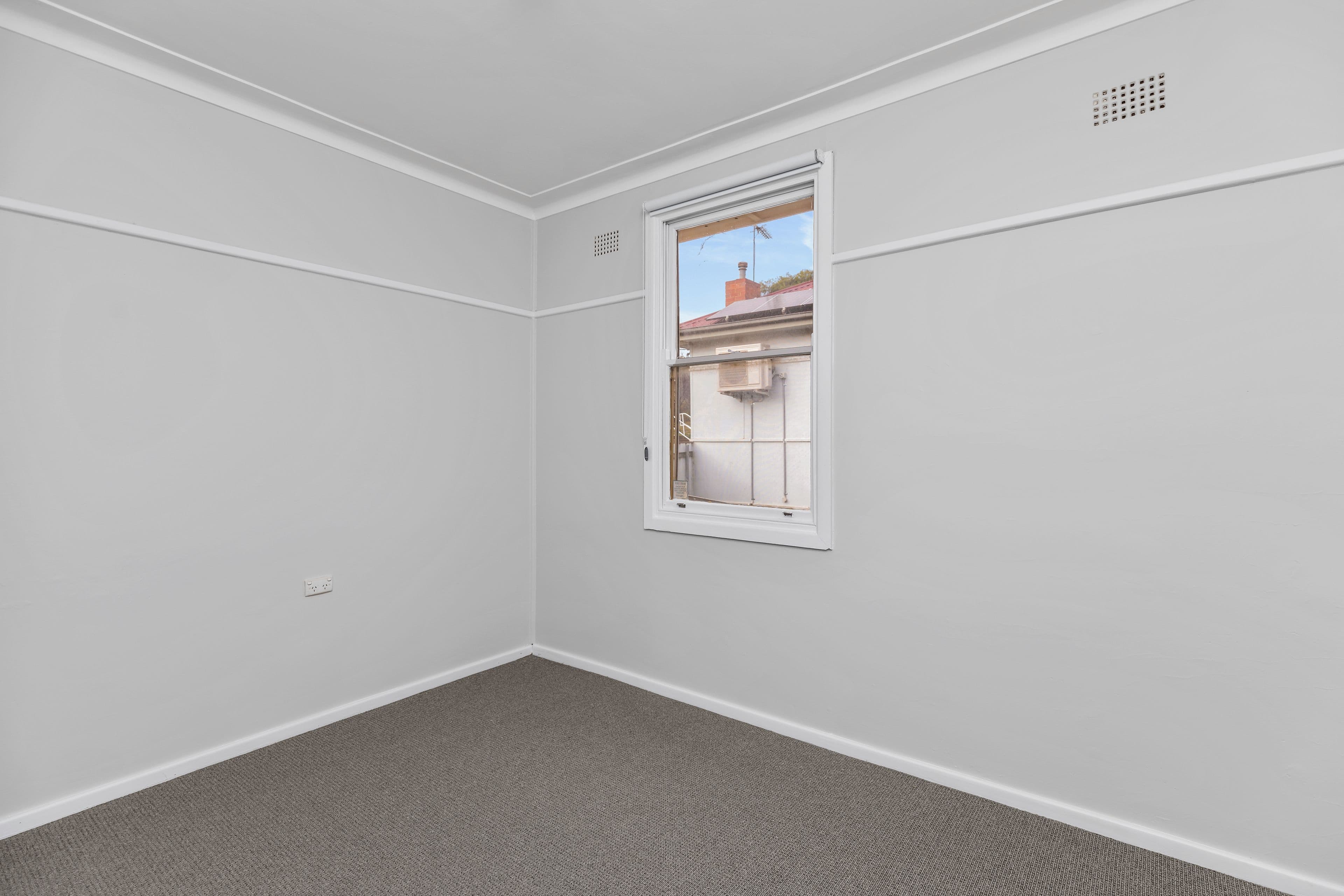 165 Macleay Street, Mount Austin NSW 2650, Mount Austin - Thumbnail 5