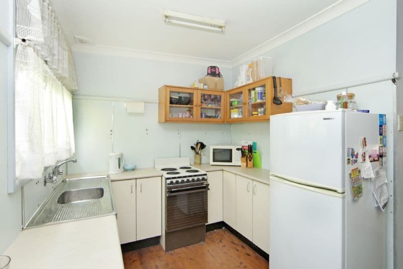 14 Una Avenue, CHARMHAVEN NSW 2263, Charmhaven - Thumbnail 5