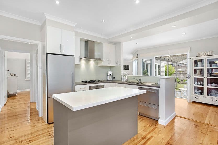 15 Sapphire Street, Essendon West VIC 3040, Essendon West - Thumbnail 5