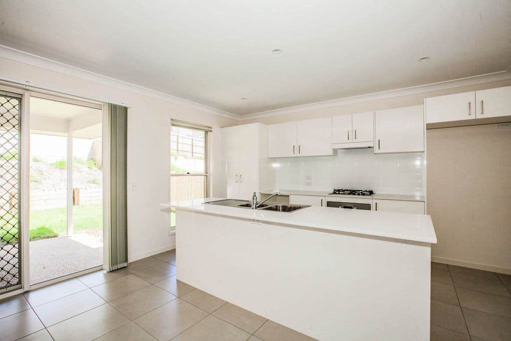 16 Soho Drive, Deebing Heights QLD 4306, Deebing Heights - Thumbnail 2