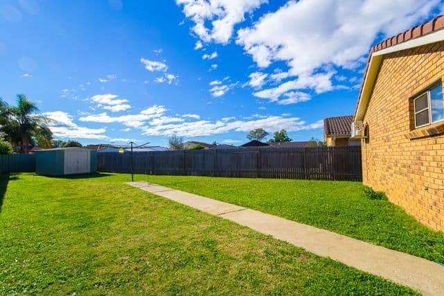 48 Mulligan Street, BOSSLEY PARK NSW 2176, Bossley Park - Thumbnail 7