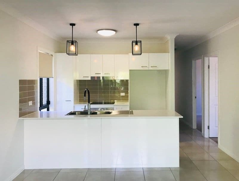 28 Malachite Drive, Logan Reserve QLD 4133, Logan Reserve - Thumbnail 2