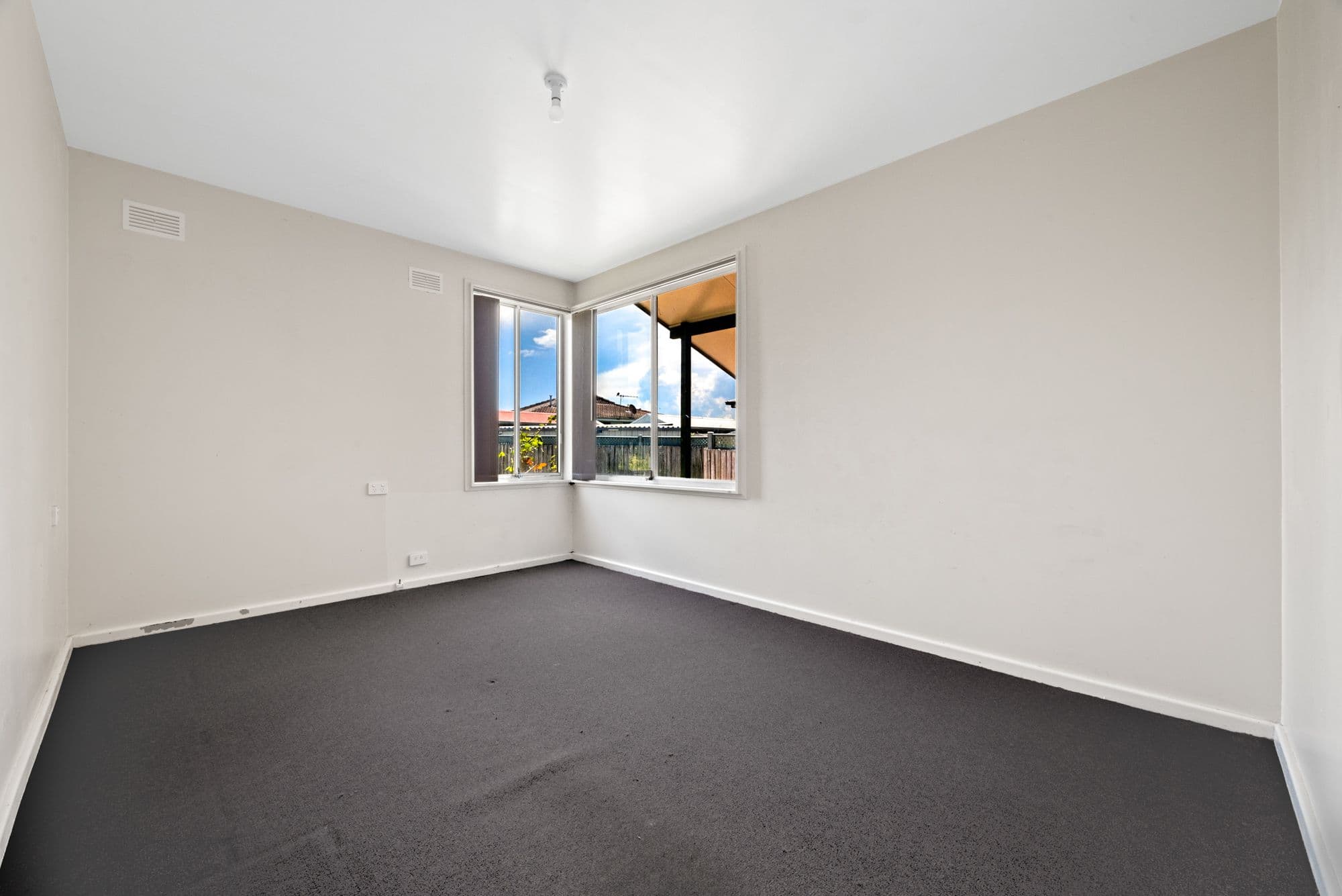 10 Wanganella Way, Airds NSW 2560, Airds - Thumbnail 8