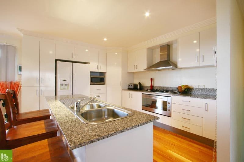 5 Plover Place, BLACKBUTT NSW 2529, Blackbutt - Thumbnail 2