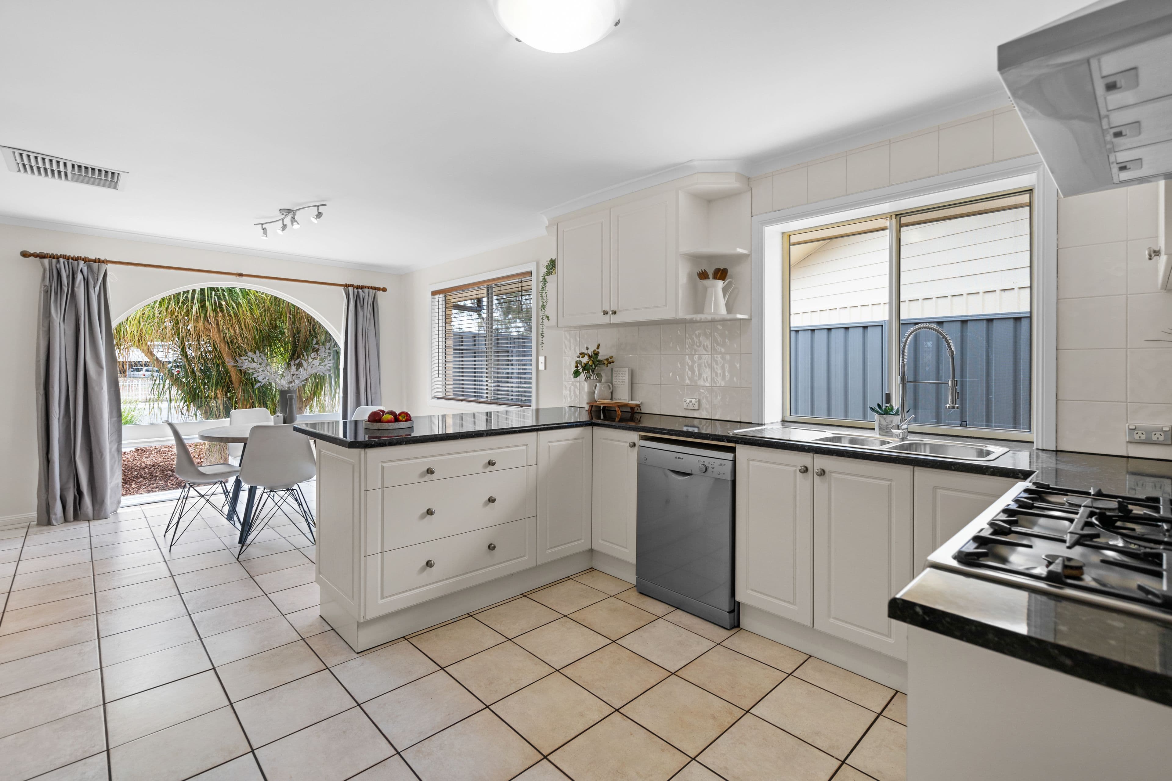 33 Target Hill Road, Salisbury Heights SA 5109, Salisbury Heights - Thumbnail 7