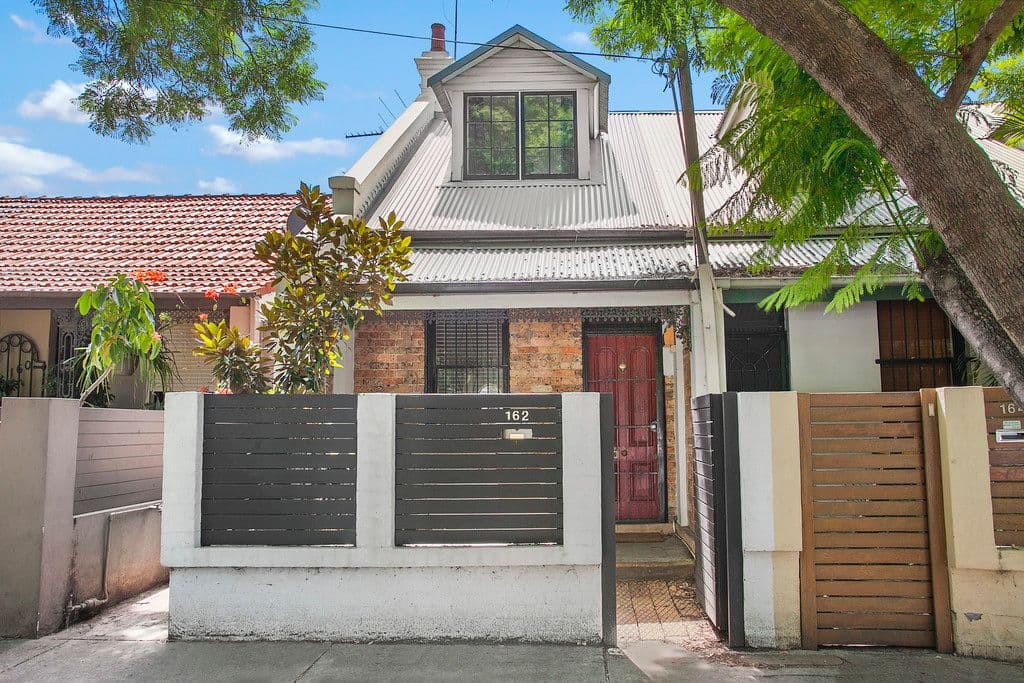 162 Wyndham Street, Alexandria - Image 1