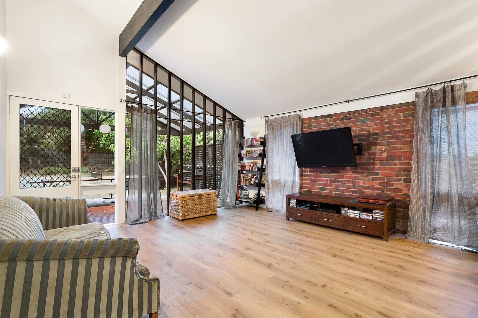 22 Glenair Street, Templestowe Lower, VIC 3107, Templestowe Lower - Thumbnail 3