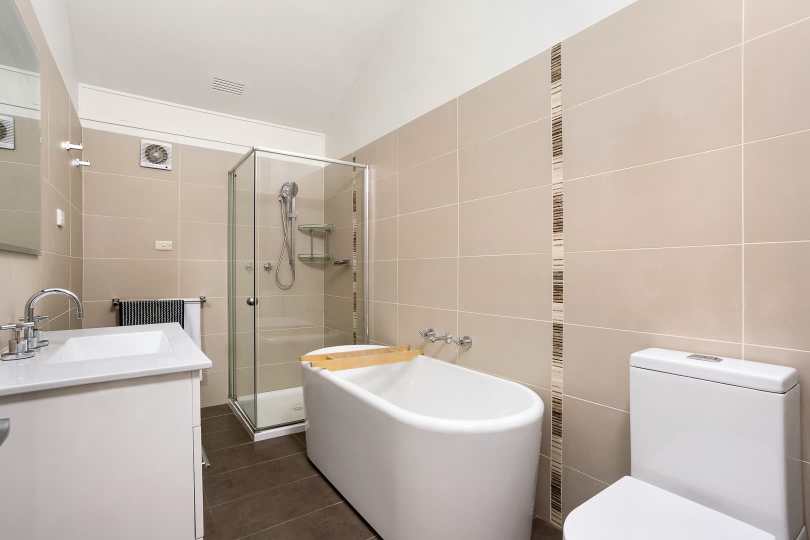22 Glenair Street, Templestowe Lower, VIC 3107, Templestowe Lower - Thumbnail 6
