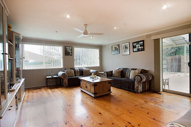 6 Nemet Court, NOBLE PARK NORTH VIC 3174, Noble Park North - Thumbnail 8