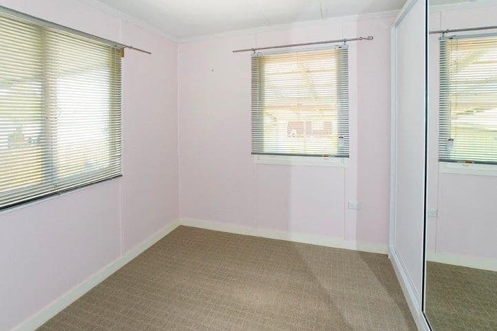 4 Tulip Street, LAWNTON QLD 4501, Lawnton - Thumbnail 8
