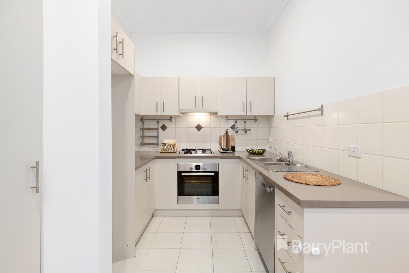 10/35-37 Wooddale Grove, Donvale, VIC 3111, Donvale - Thumbnail 4