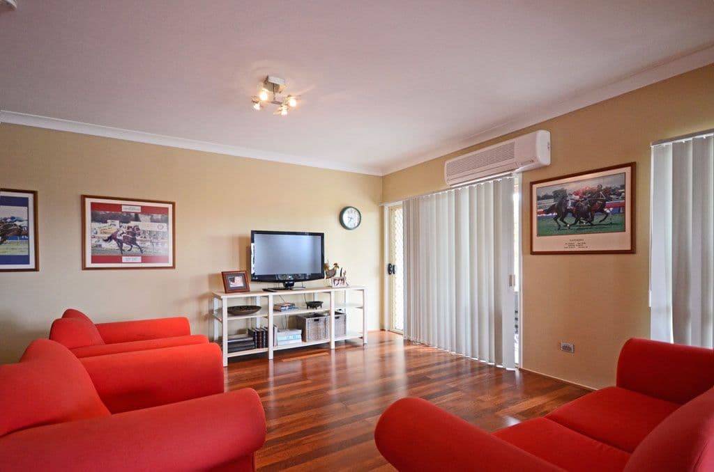 7 Michael Drive, Biloela QLD 4715, Biloela - Thumbnail 3