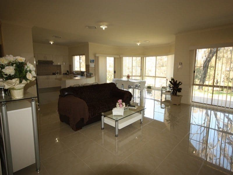 28 Jackey Drive, CAMDEN PARK NSW 2570, Camden Park - Thumbnail 6