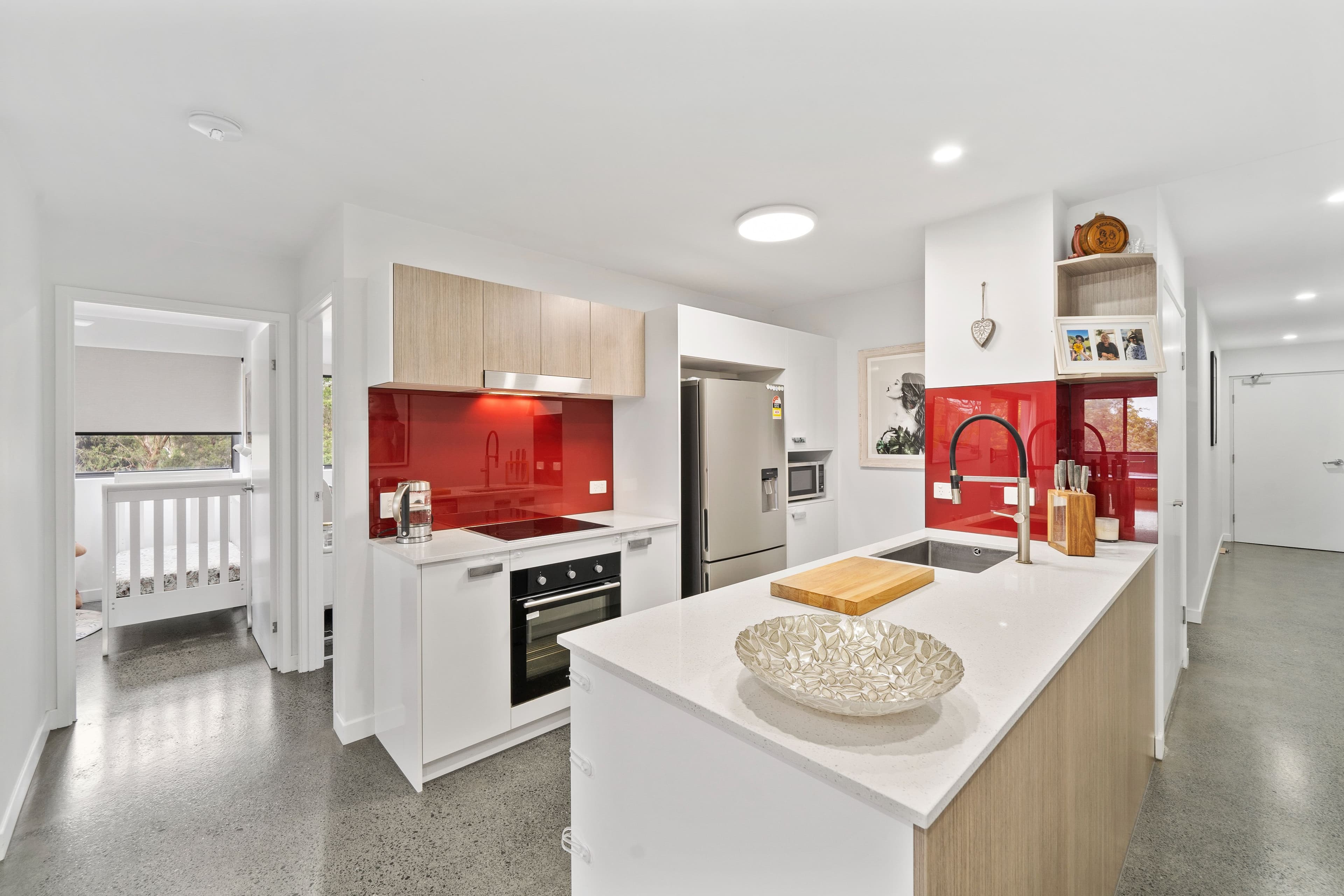 10 Timor Avenue, Loganholme QLD 4129, Loganholme - Thumbnail 3