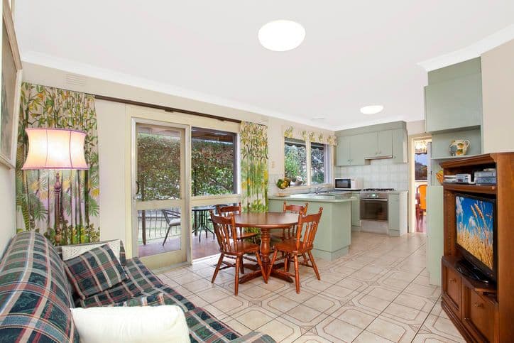 6 Rowan Street, DONCASTER EAST VIC 3109, Doncaster East - Thumbnail 3