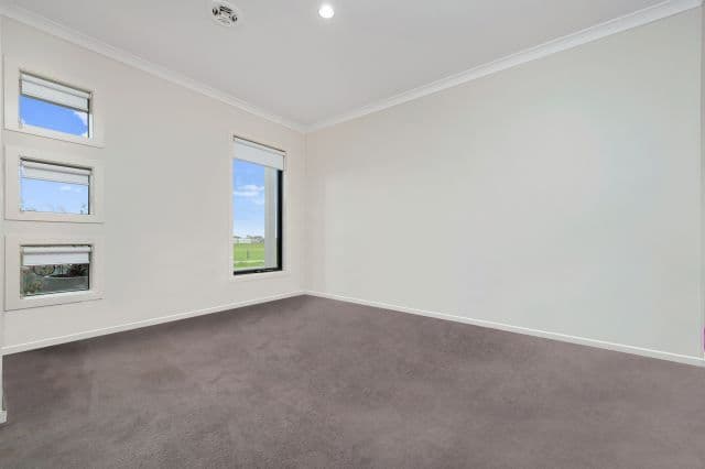 37 Millicent Drive, Craigieburn VIC 3064, Craigieburn - Thumbnail 4