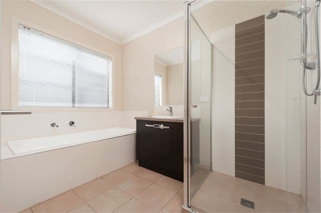 37 Millicent Drive, Craigieburn VIC 3064, Craigieburn - Thumbnail 7