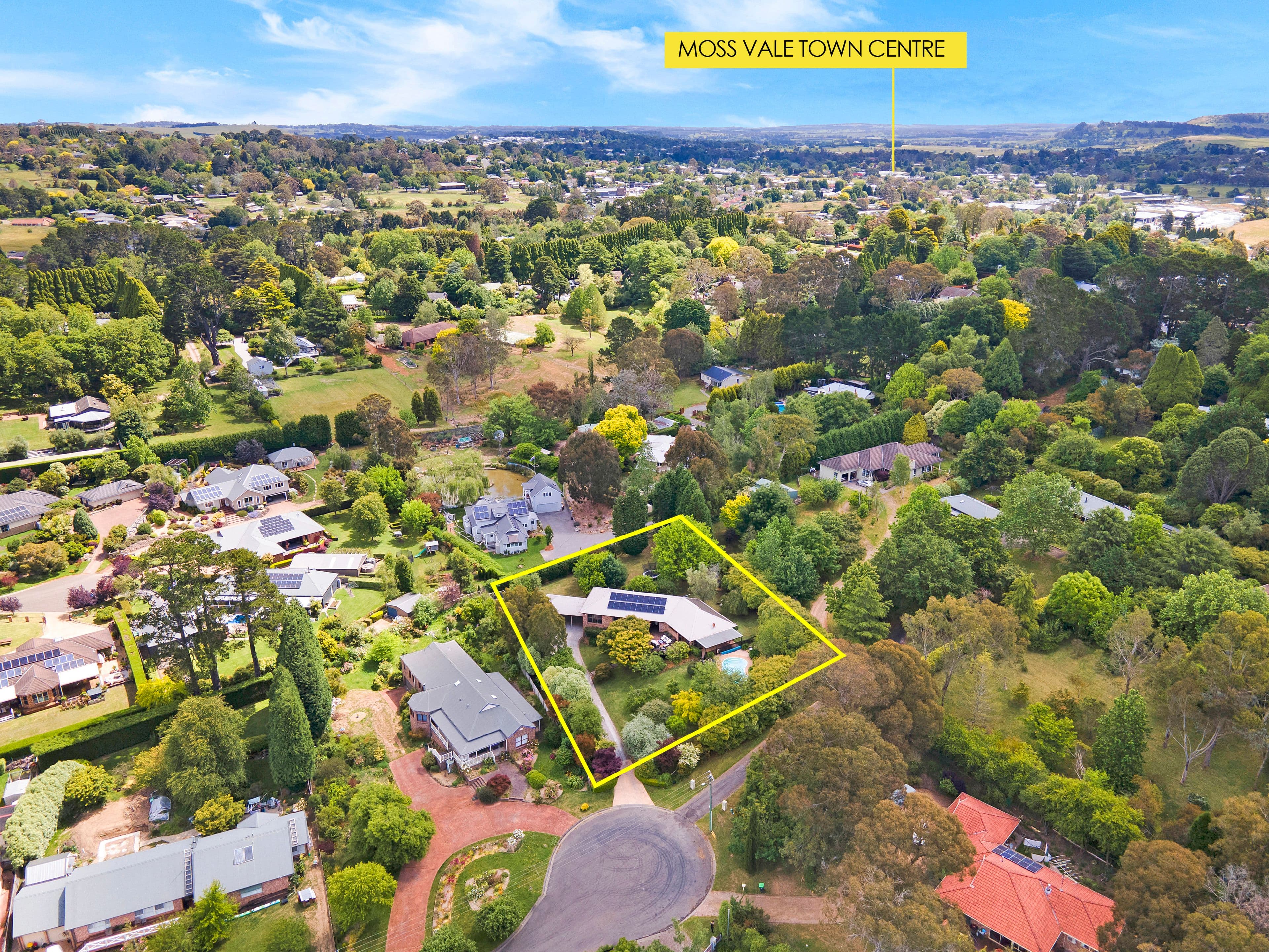 12 Cooke Place, Moss Vale NSW 2577, Moss Vale - Thumbnail 2