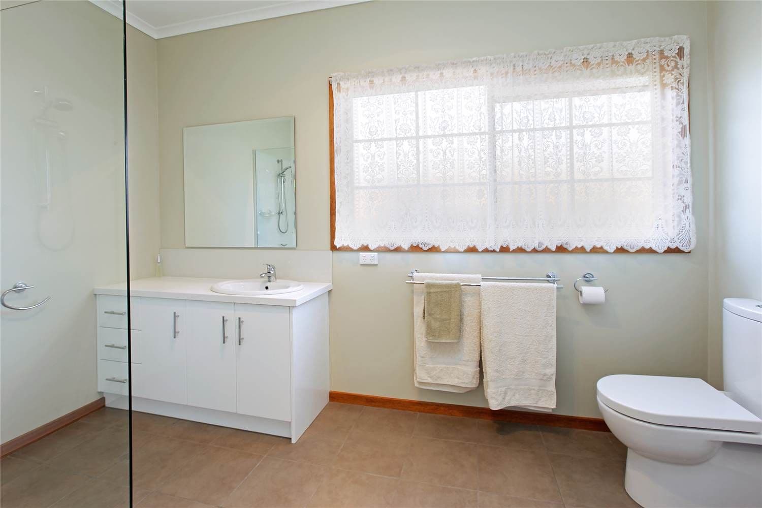 5 Newcomen Court, LARA VIC 3212, Lara - Thumbnail 8