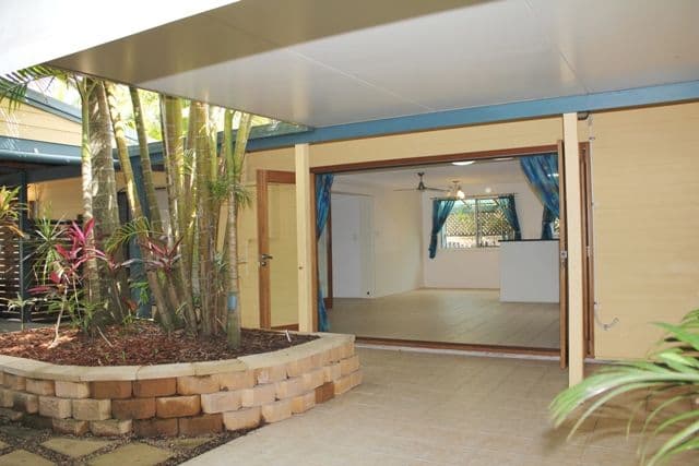 25 McNab Avenue, TEWANTIN QLD 4565, Tewantin - Thumbnail 3