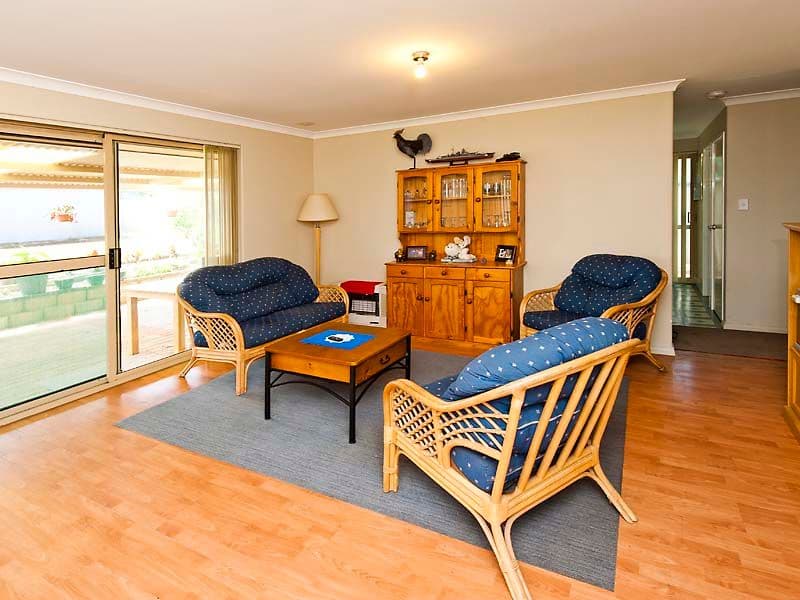 61 The Avenue, WARNBRO WA 6169, Warnbro - Thumbnail 4