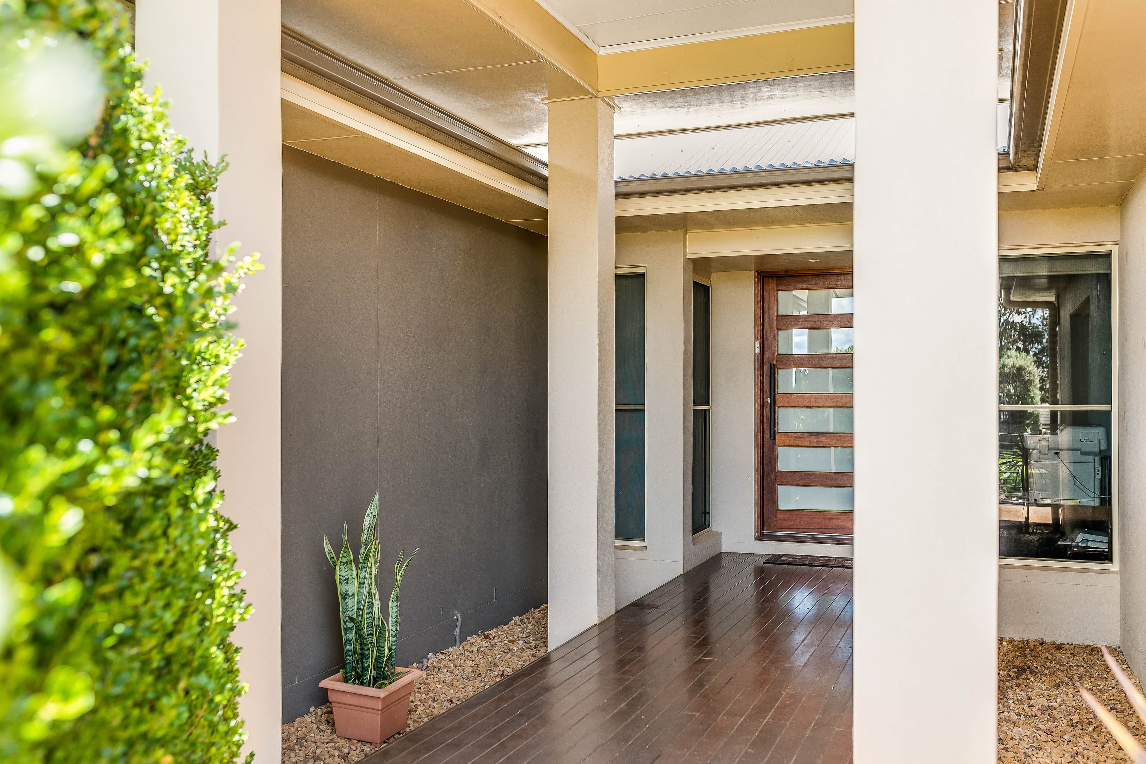 16 Howard Street, Middle Ridge QLD 4350, Middle Ridge - Thumbnail 4