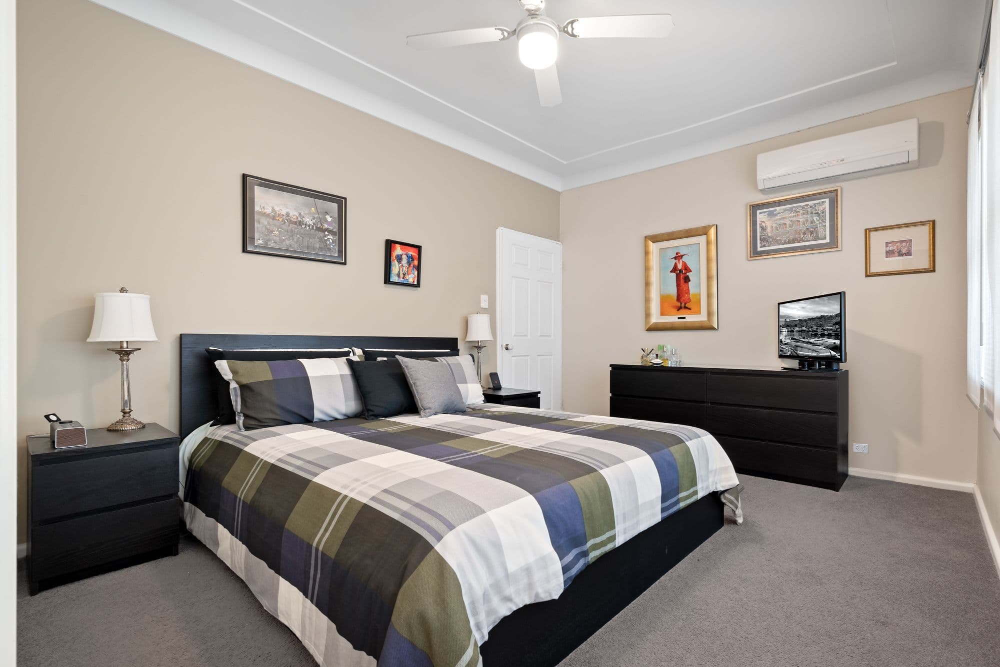 15 Farnsworth Avenue, Campbelltown NSW 2560, Campbelltown - Thumbnail 6