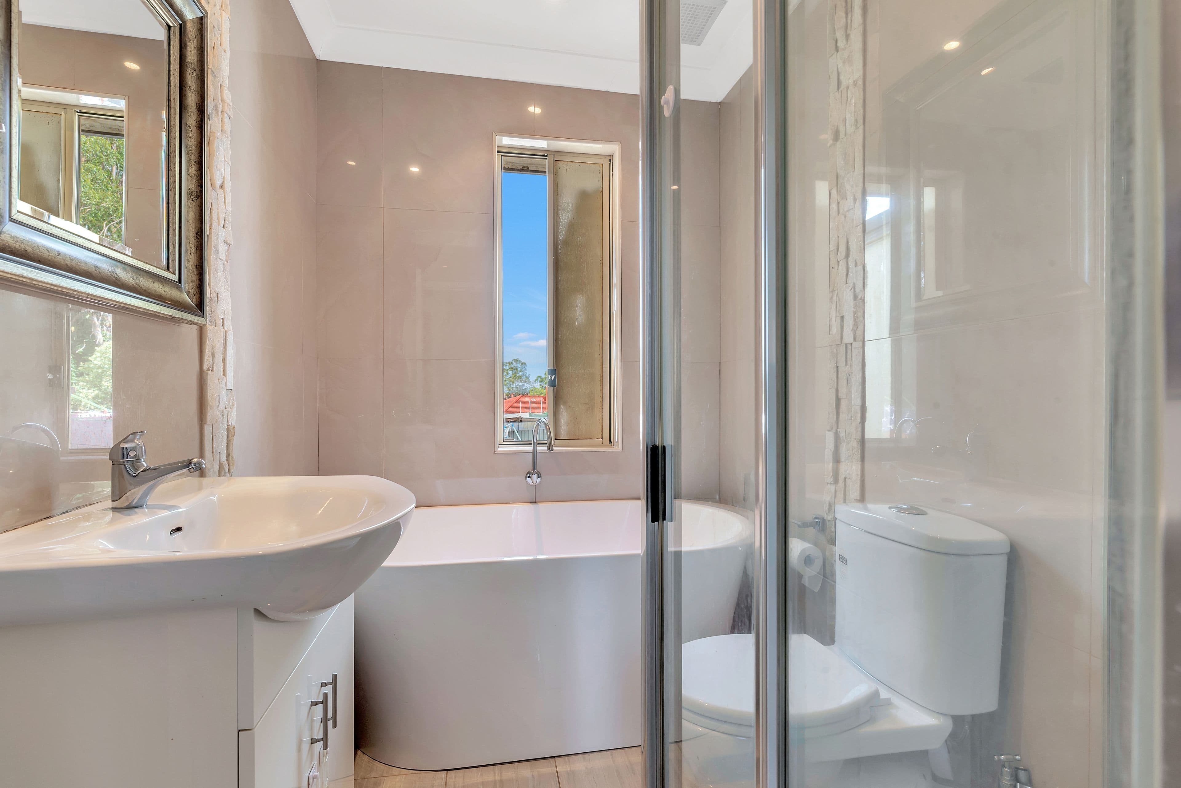 6 Leigh Place, Ashcroft - Thumbnail 4