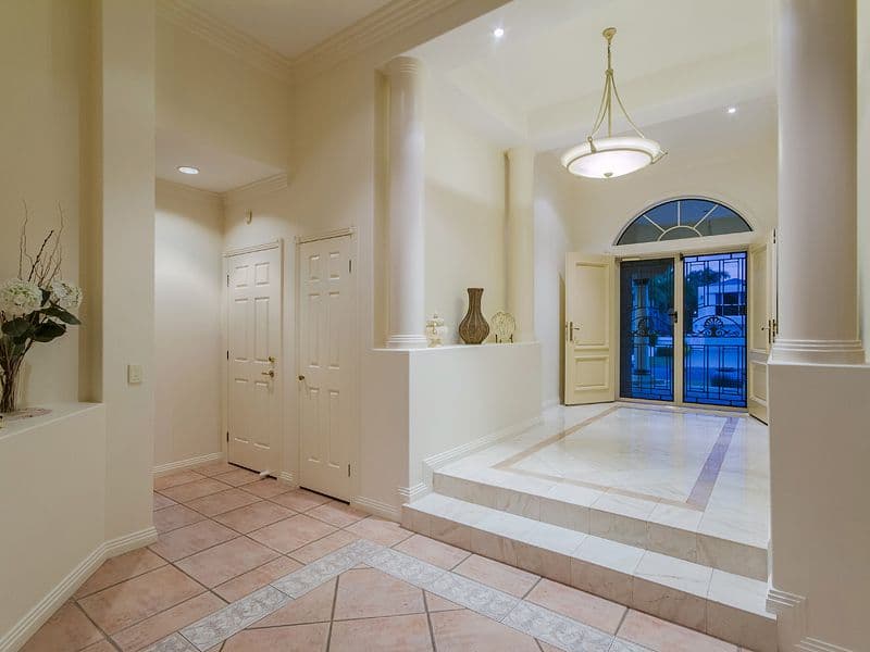 12 Sir Bruce Small Boulevard, Benowa Waters QLD 4217, Benowa - Thumbnail 3